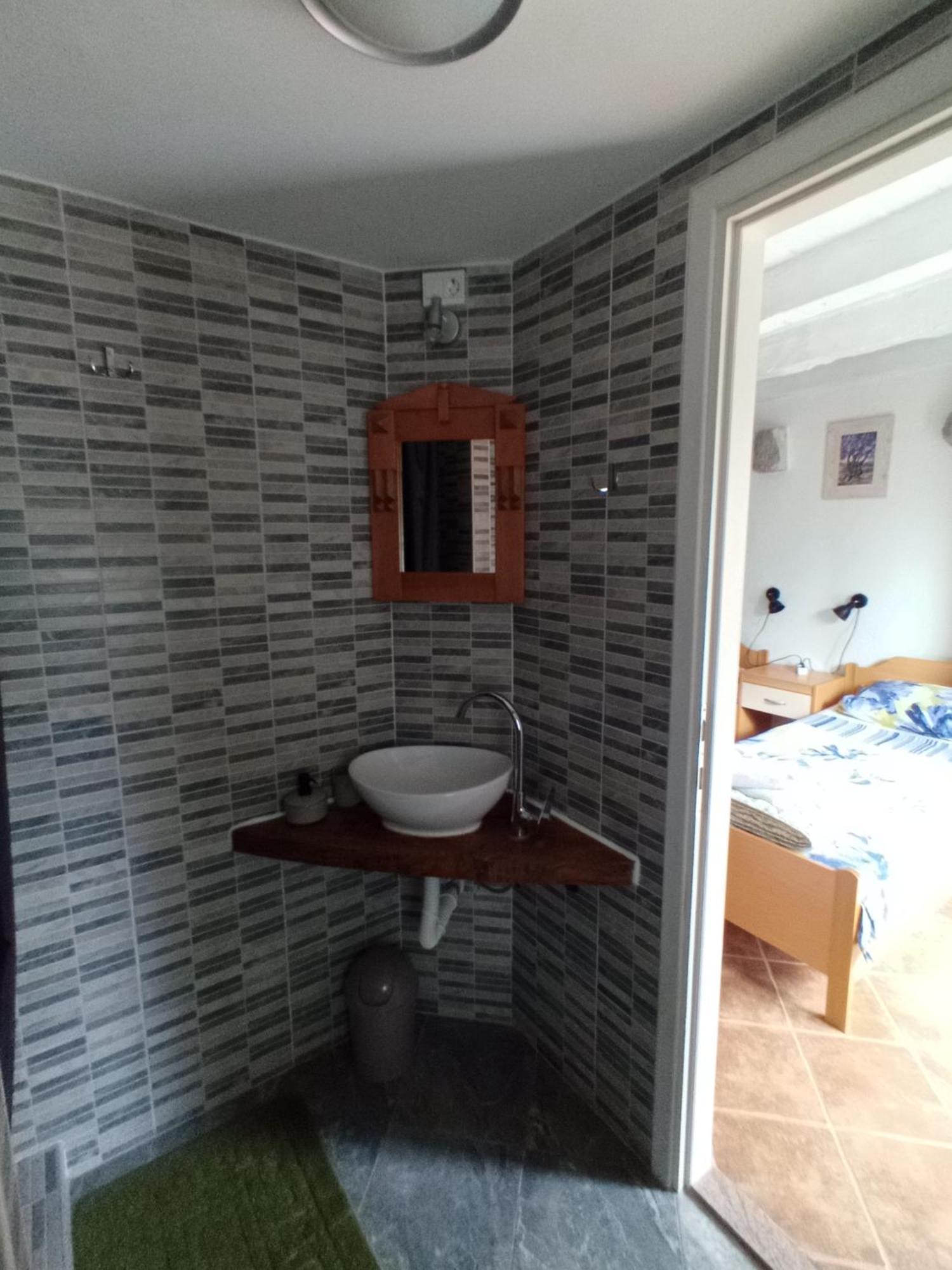 Apartmani Bartulasi Roč 外观 照片